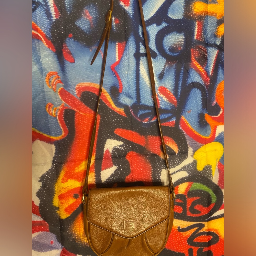 Burberrys before it became buryberry vintage bag very clean no major call outs